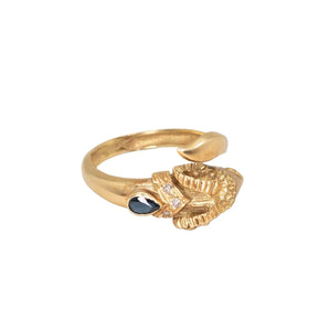 VINTAGE - 18K Gold Ram Ring Ring Apex