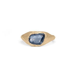 18K Signet Ring in Blue Sapphire Hidden Page Sargisson 