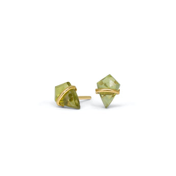 18K Kite Stud Earrings in Peridot Earrings Gemorex Teeny