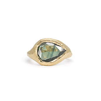 18K Signet Ring in Green Sapphire - Pear Rings Page Sargisson