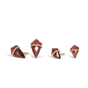 18K Kite Stud Earrings in Garnet Earrings Gemorex