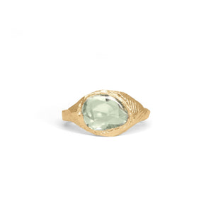 18K Signet Ring in Pale Green Sapphire - Oval