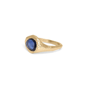 18K Signet Ring in Dark Blue Sapphire Rings Page Sargisson 