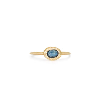 18K Oval Stone Ring in Teal Sapphire Rings Page Sargisson Stone Horizontal 4 