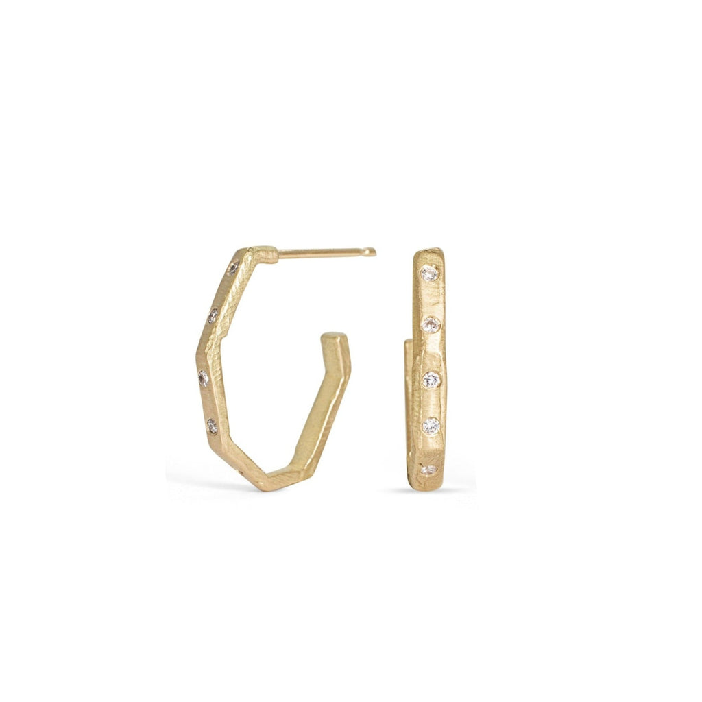 Handmade carved link earrings with diamonds in 18kt gold.